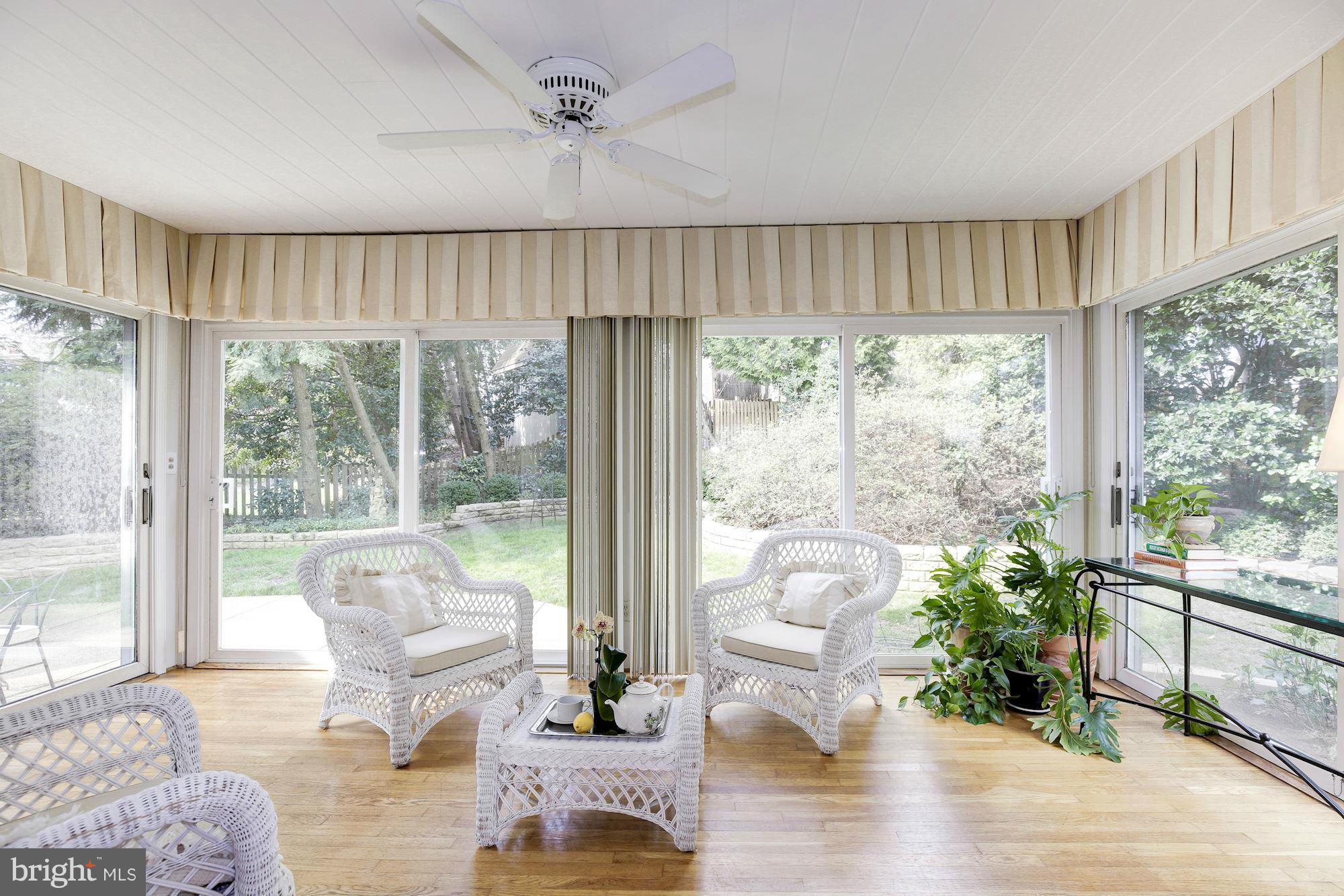 5600 Lamar Road Bethesda, MD 20816 - Photo 12 of 30 Sun Room - Year Round!