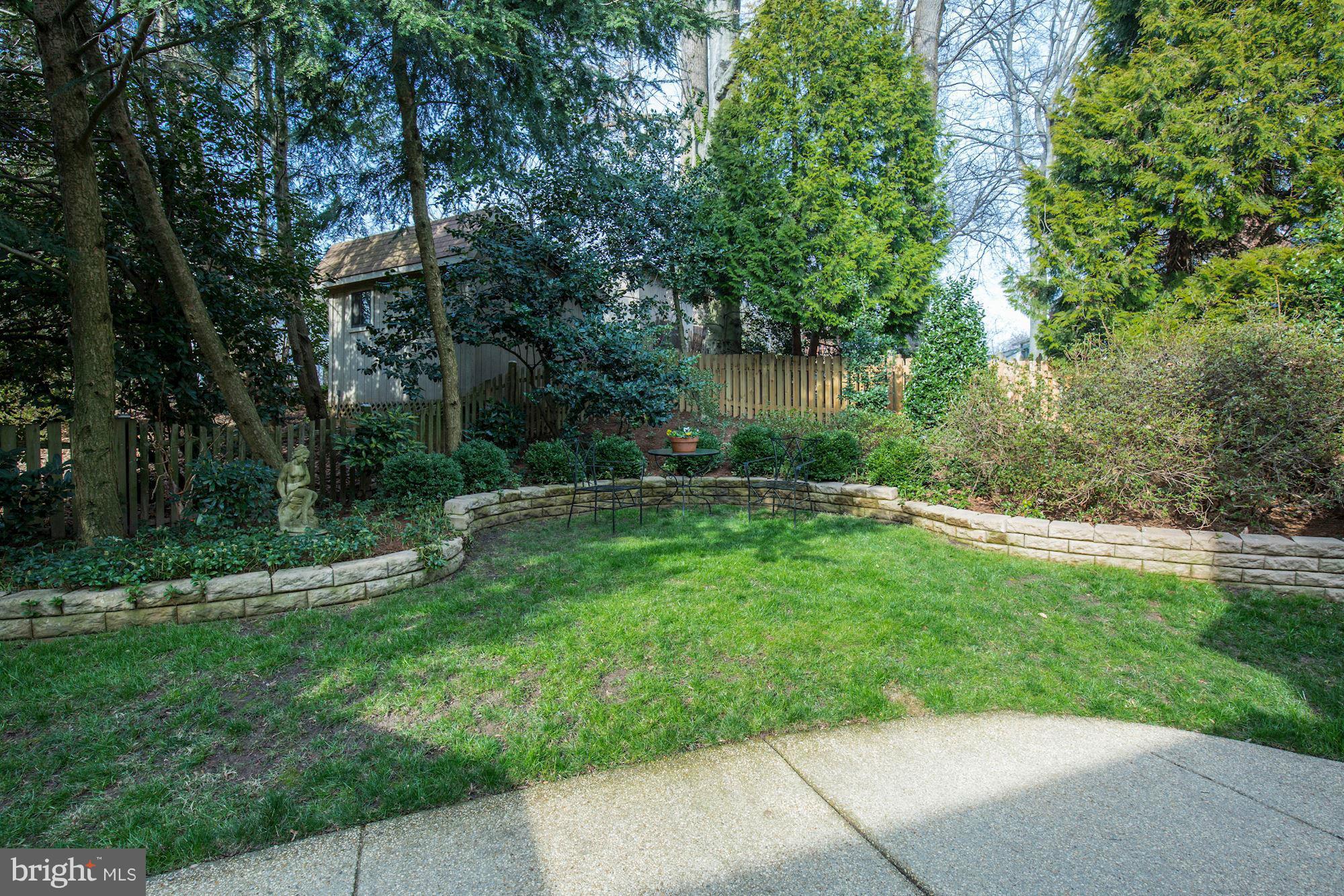 5600 Lamar Road Bethesda, MD 20816 - Photo 14 of 30 Exterior (Rear)