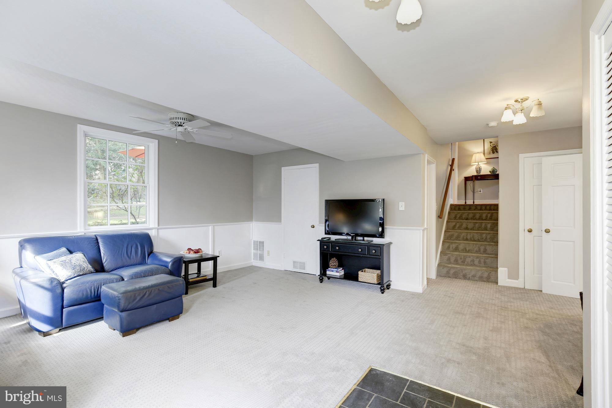 5600 Lamar Road Bethesda, MD 20816 - Photo 24 of 30 Family Room