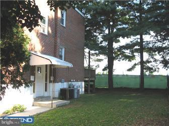 10611 Lockart Road Philadelphia, PA 19116 - Photo 11 of 12 Gallery Image 11