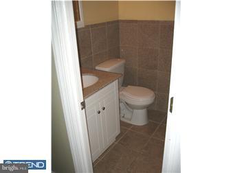 10611 Lockart Road Philadelphia, PA 19116 - Photo 4 of 12 Gallery Image 4