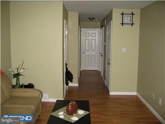 10611 Lockart Road Philadelphia, PA 19116 - Photo 6 of 12 Gallery Image 6