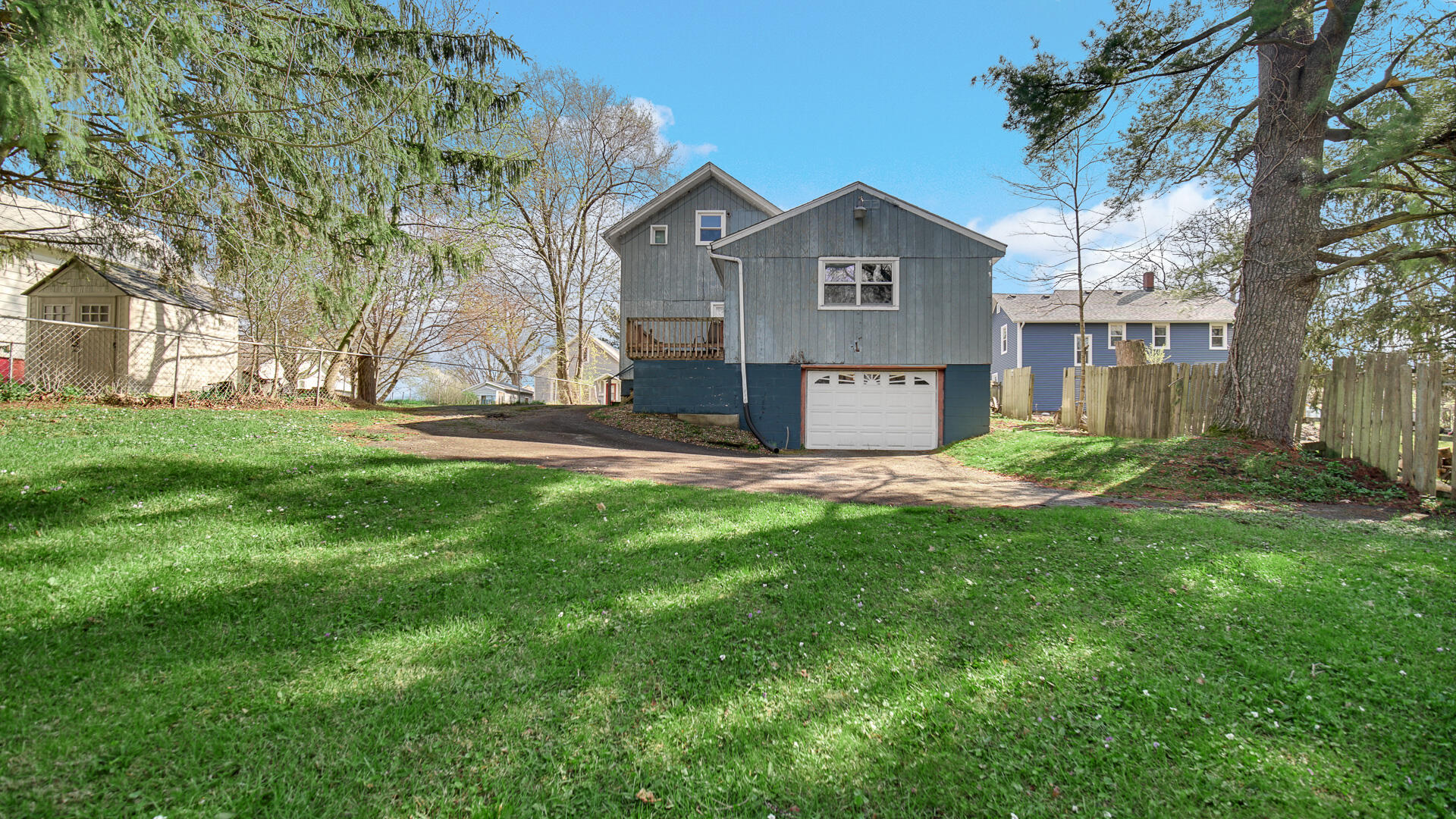 116 Carter Street La Porte, IN 46350 - Photo 3 of 21 1920x1080