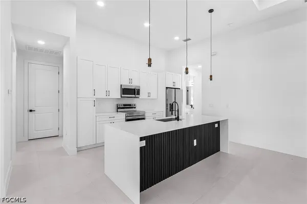 $3,320 | 417 Southwest 23rd Terrace, Cape Coral, FL 33991