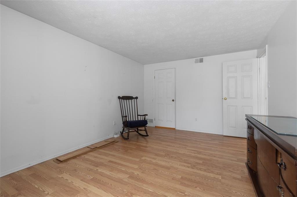 325 Ridge Point Circle, Unit 21 Bridgeville, PA 15017 - Photo 18 of 24 Gallery Image 18