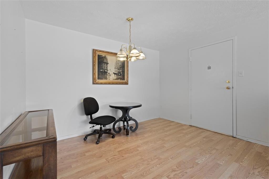 325 Ridge Point Circle, Unit 21 Bridgeville, PA 15017 - Photo 6 of 24 Gallery Image 6