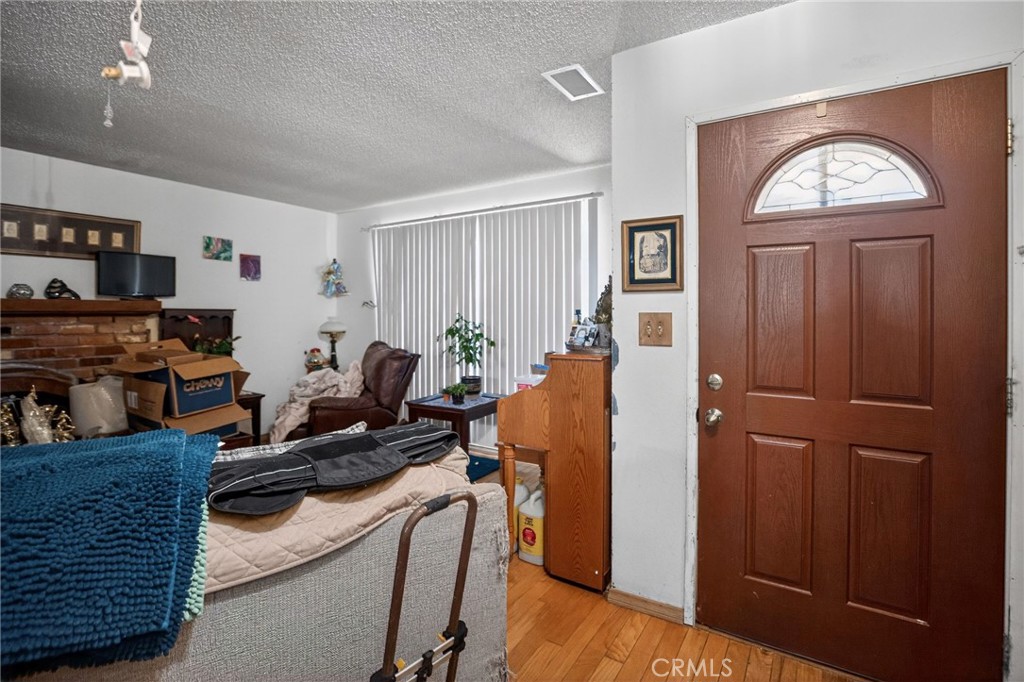 6561 Tokay Road Tujunga, CA 91042 - Photo 10 of 30