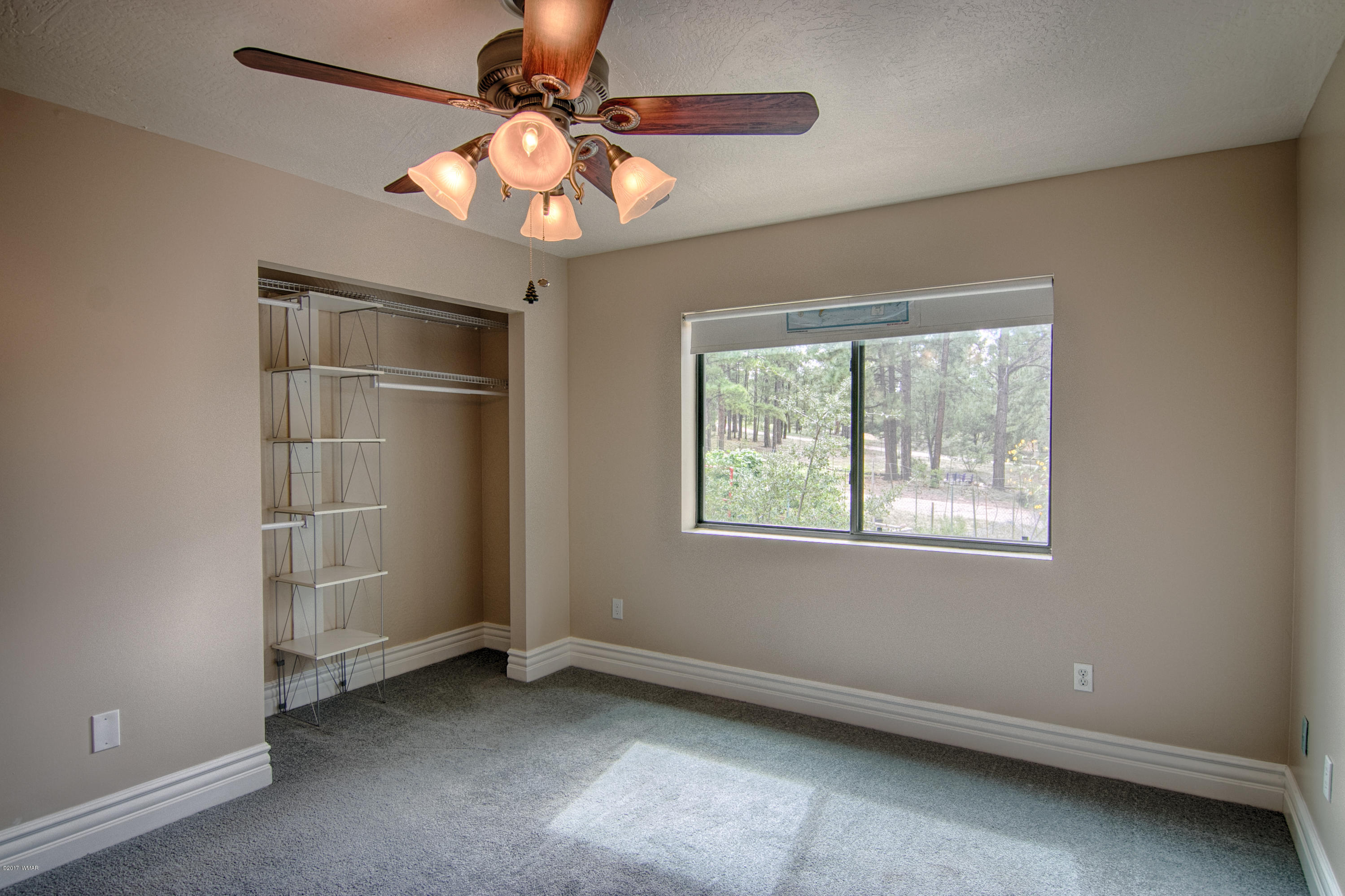 1521 Cardinal Lane Show Low, AZ 85901 - Photo 20 of 64