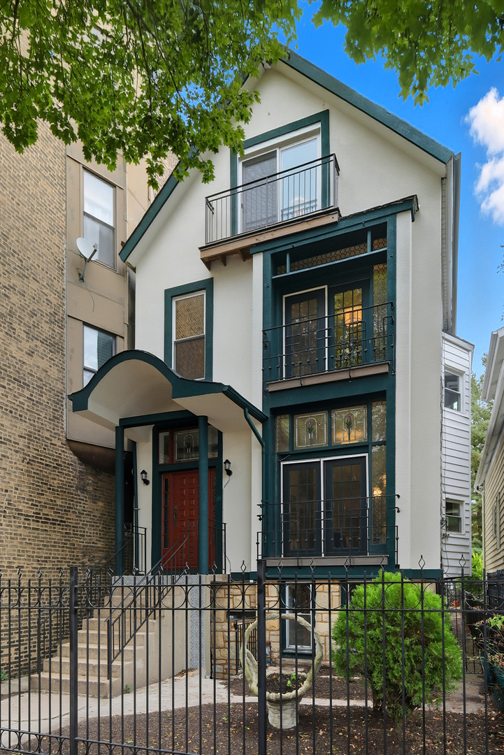 3053 North Seminary Avenue, Unit 2 Chicago, IL 60657 - Photo 1 of 12