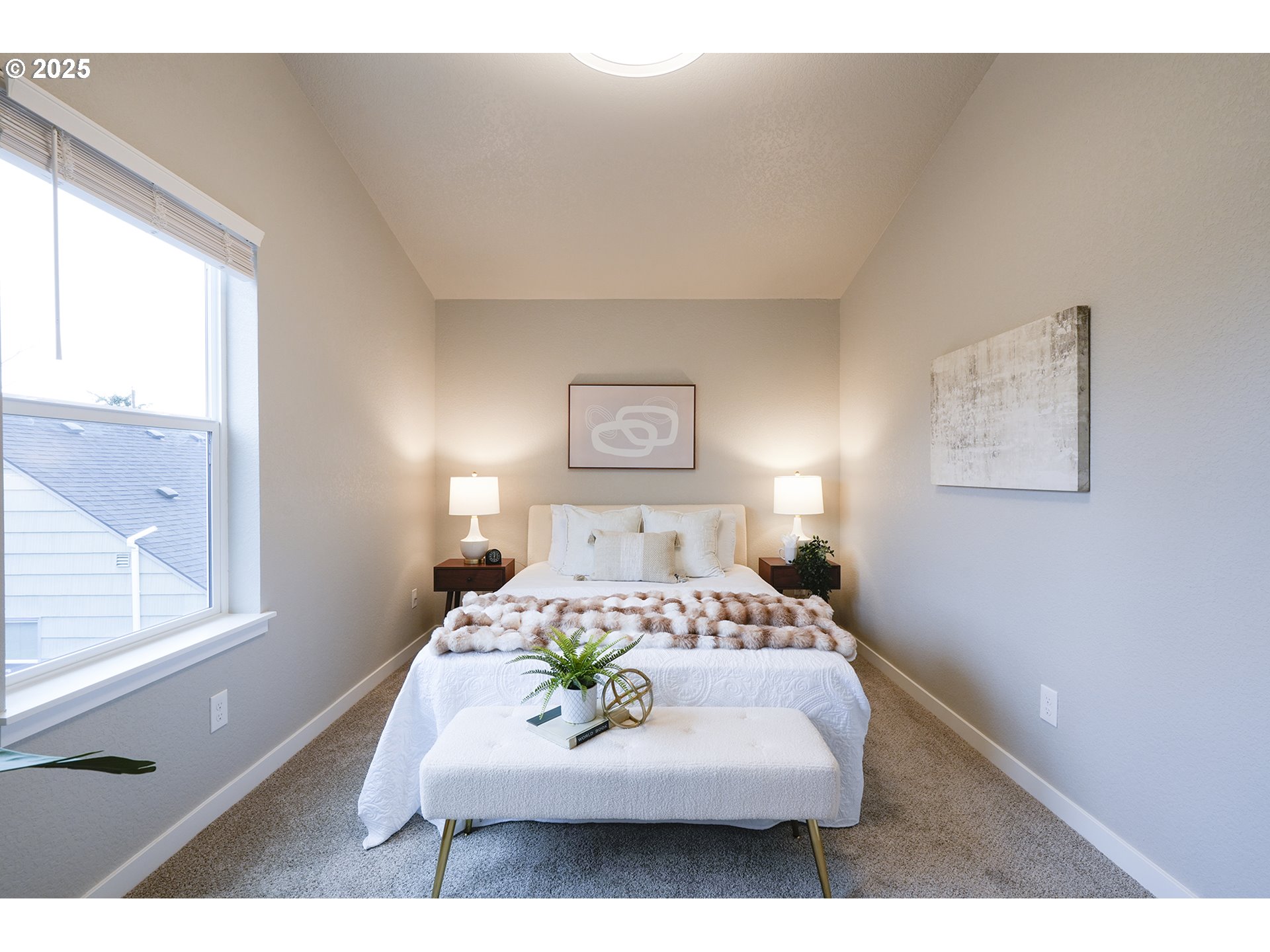 4539 Southeast 97th Avenue Portland, OR 97266 - Photo 11 of 13