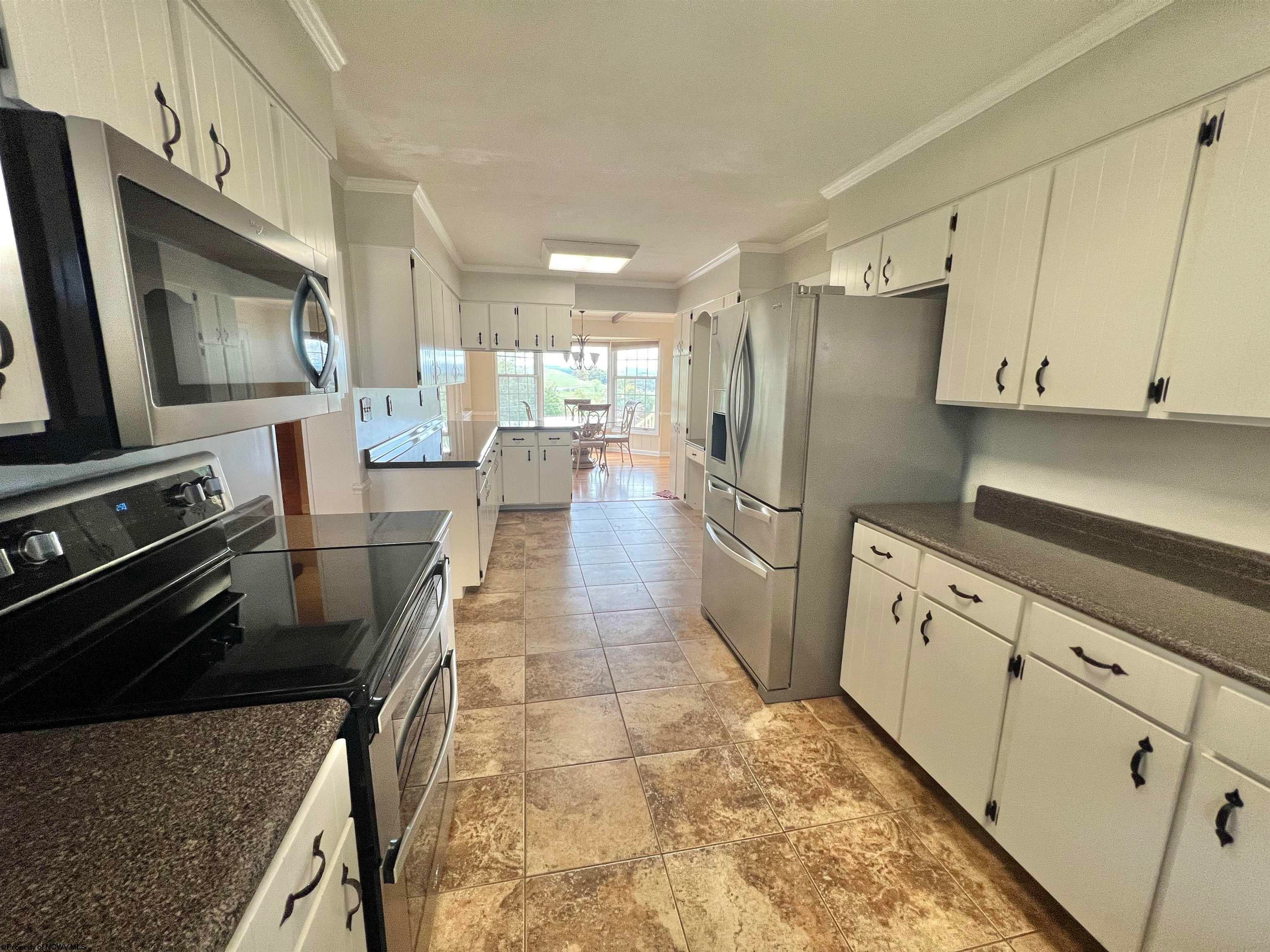 202 Ridgeway Drive Bridgeport, WV 26330 - Photo 16 of 50 Gallery Image 16