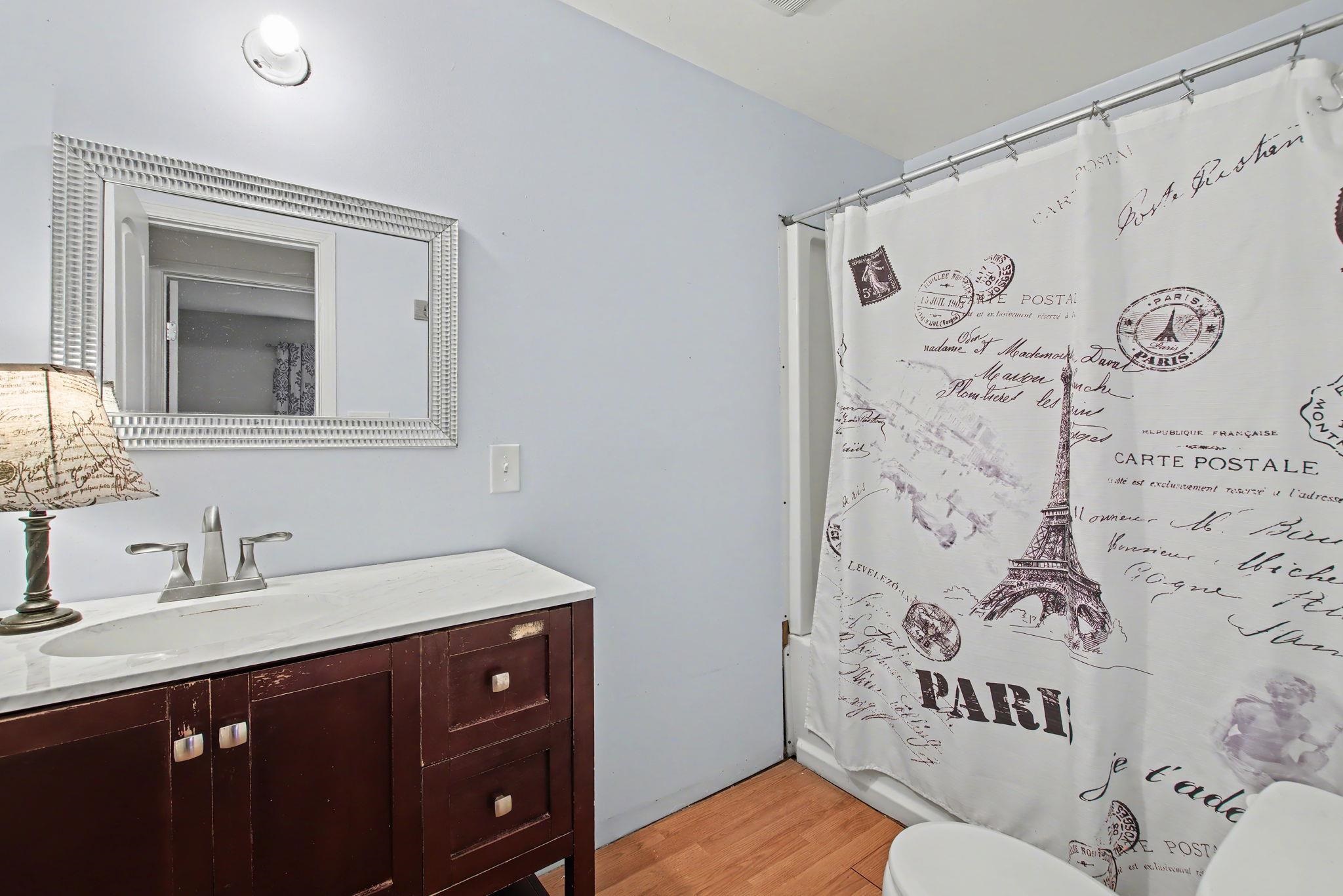 902 Prairie Creek Road Marble Falls, TX 78654 - Photo 15 of 30 a bathroom with a sink and a mirror