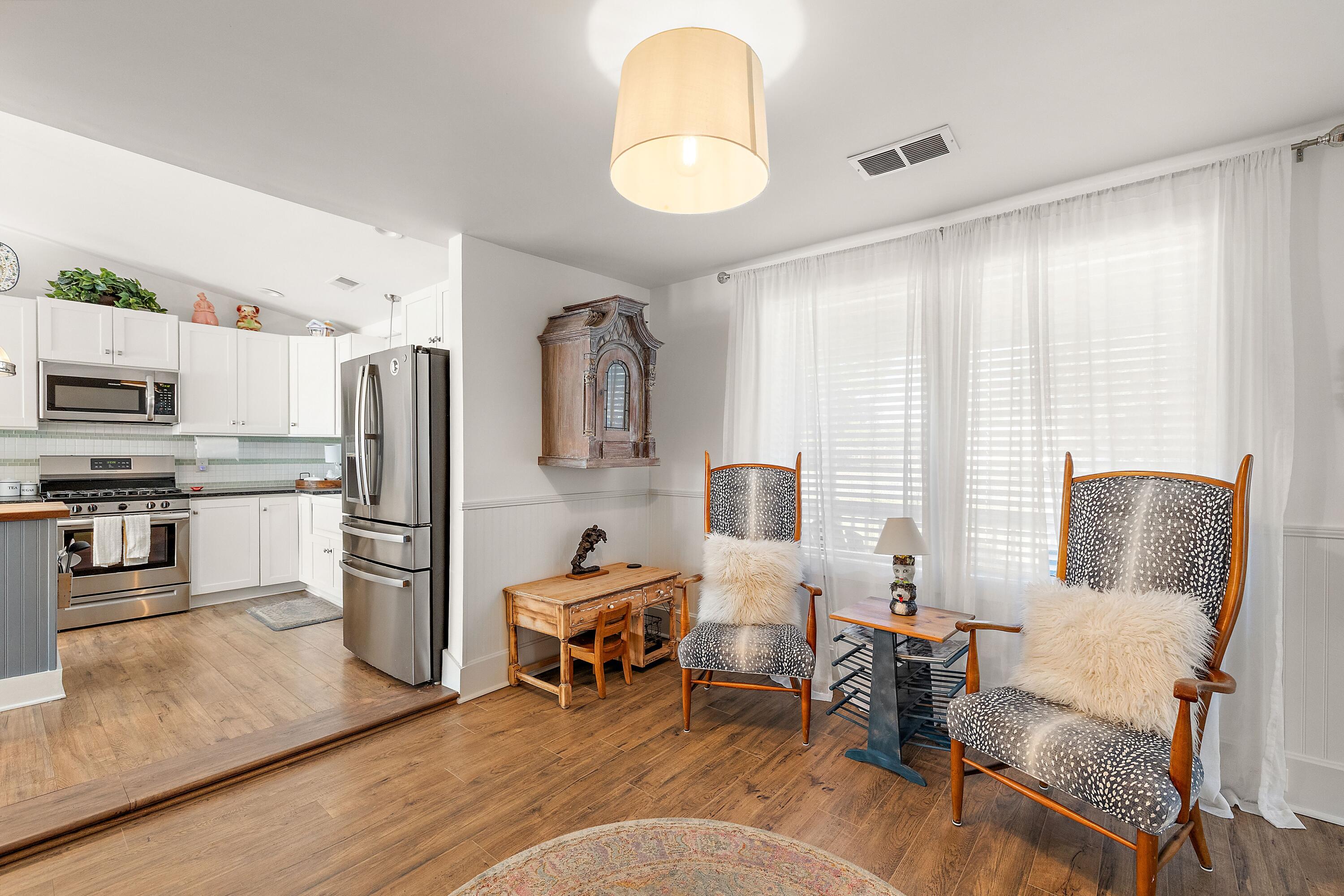 1109 Berkeley Street Hanahan, SC 29410 - Photo 19 of 27 BN0A0256