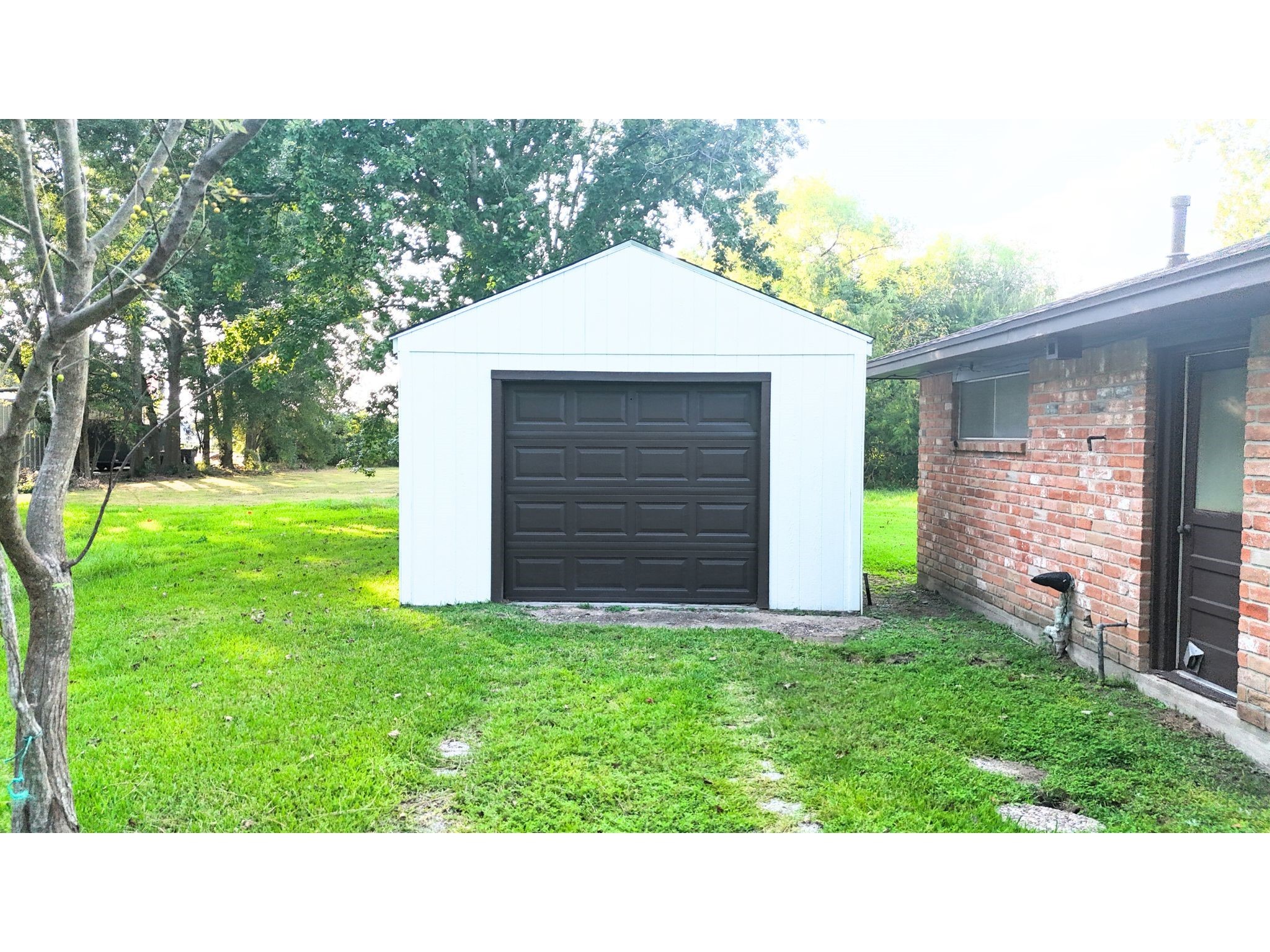 4345 Treadway Road Beaumont, TX 77708 - Photo 17 of 21 a black and white photo of a house