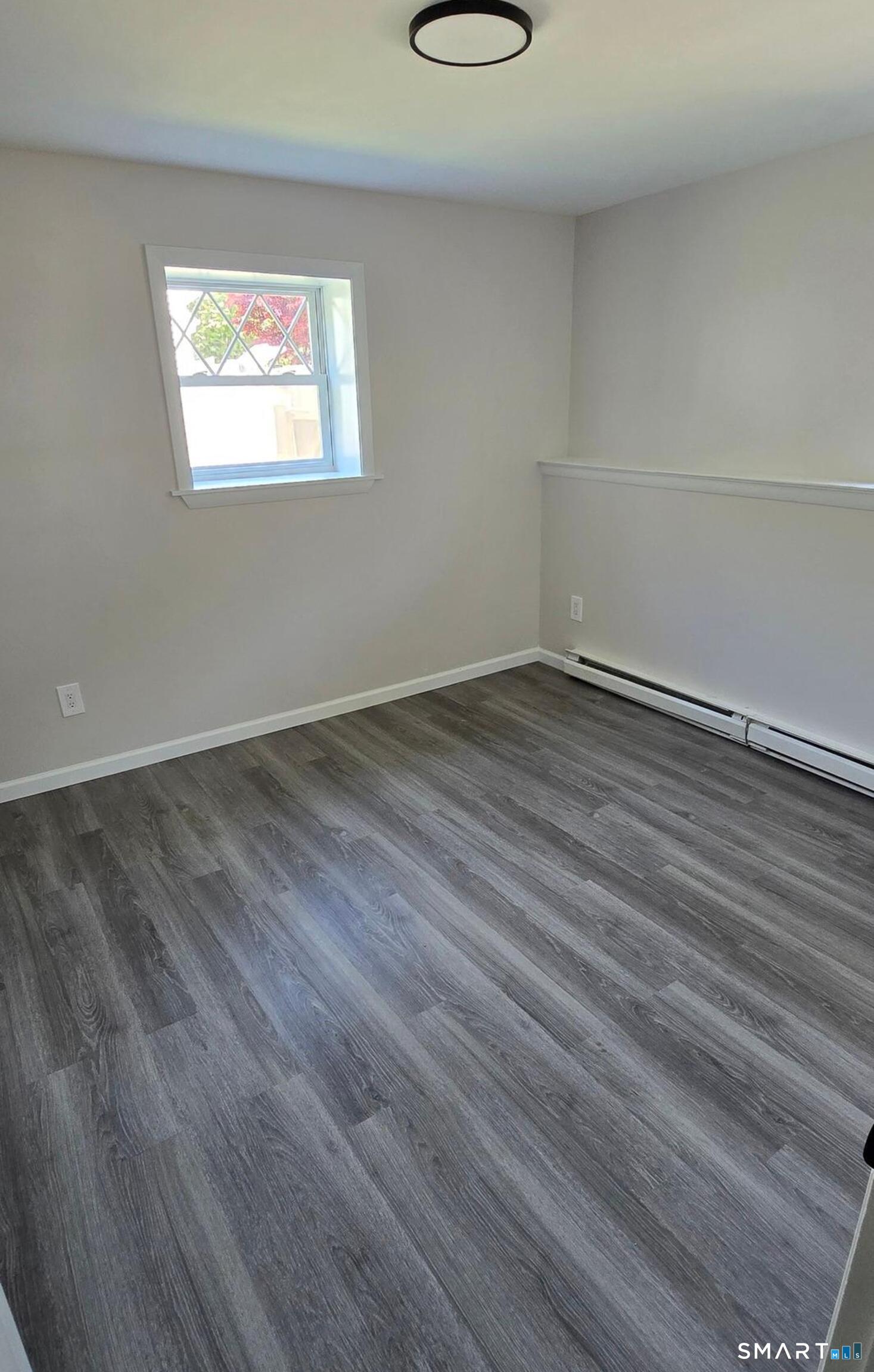 189 Fieldwood Road Waterbury, CT 06704 - Photo 12 of 30