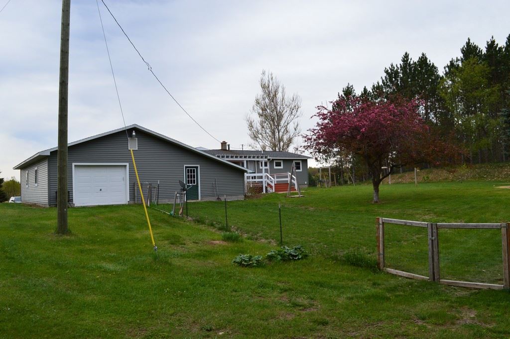 6174 Hart Road South Boardman, MI 49680 - Photo 11 of 41 1846900-10.JPG