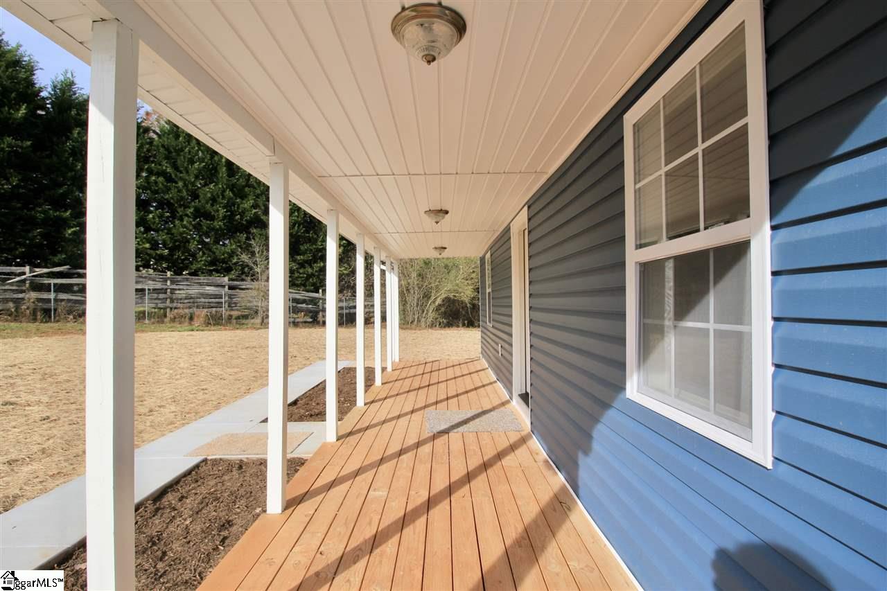 1009 Circle Road Easley, SC 29642 - Photo 2 of 36 Gallery Image 2