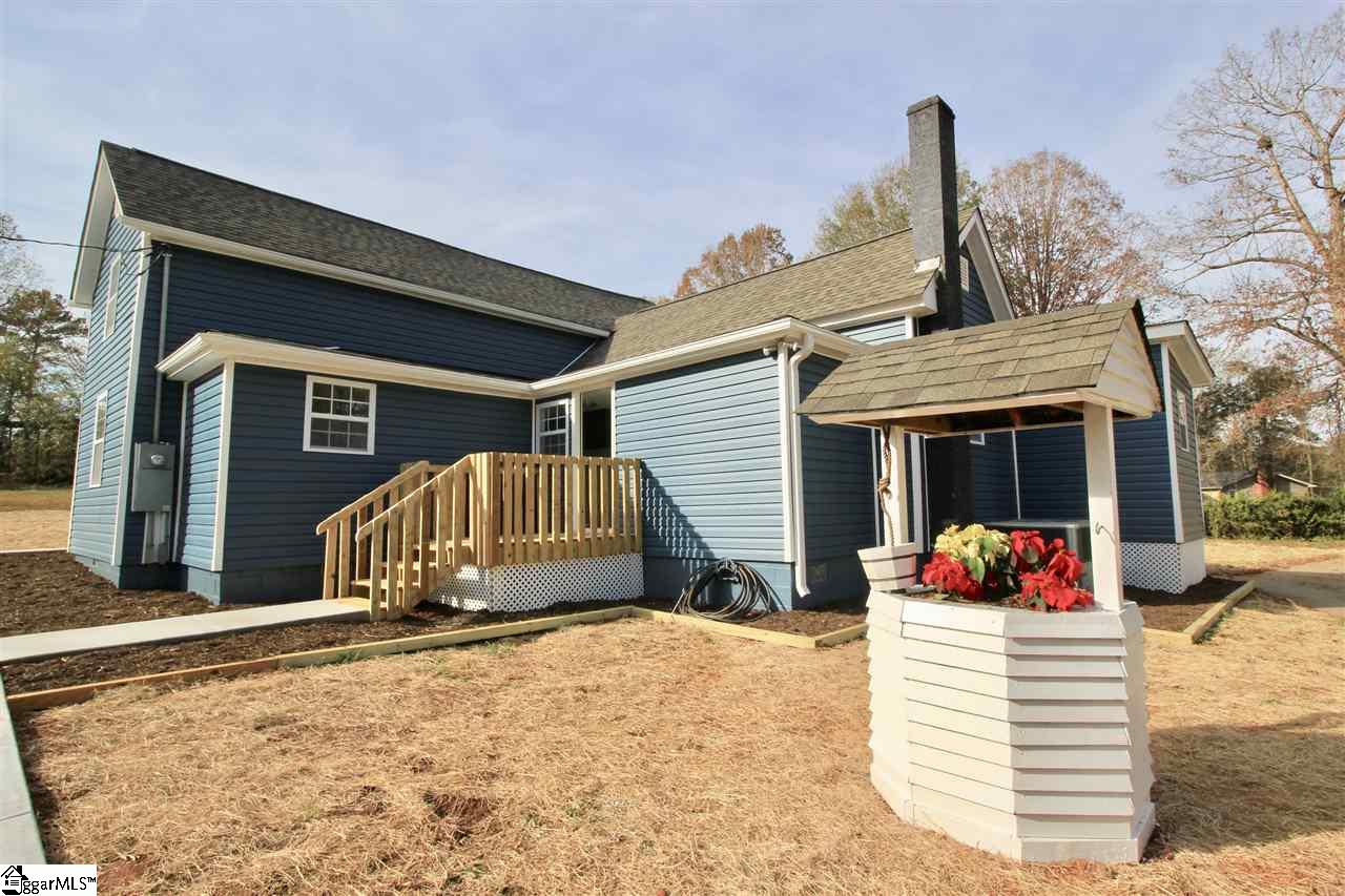 1009 Circle Road Easley, SC 29642 - Photo 4 of 36 Gallery Image 4