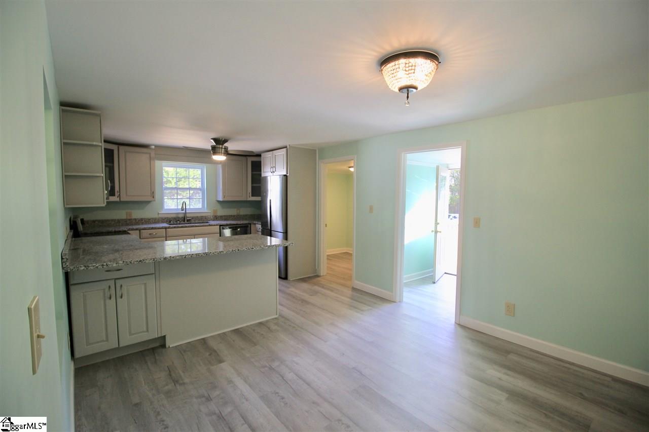 1009 Circle Road Easley, SC 29642 - Photo 10 of 36 Gallery Image 10