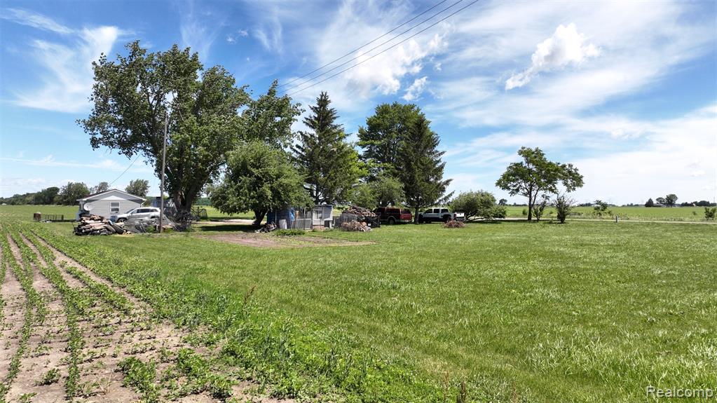 3521 Benoit Road Fairgrove, MI 48733 - Photo 7 of 11