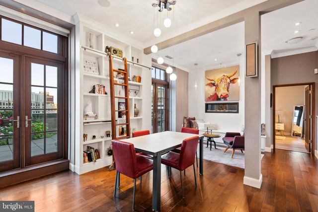 $2,100,000 | 1600 Arch Street, Unit 1917, Philadelphia, PA 19103