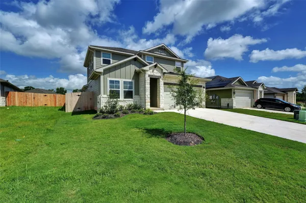$2,450 | 143 Short Toed Swoop, Cedar Creek, TX 78612