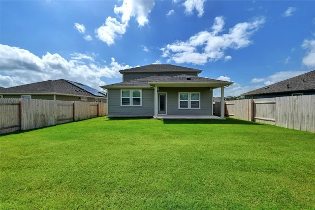 $2,495 | 143 Short Toed Swoop, Cedar Creek, TX 78612