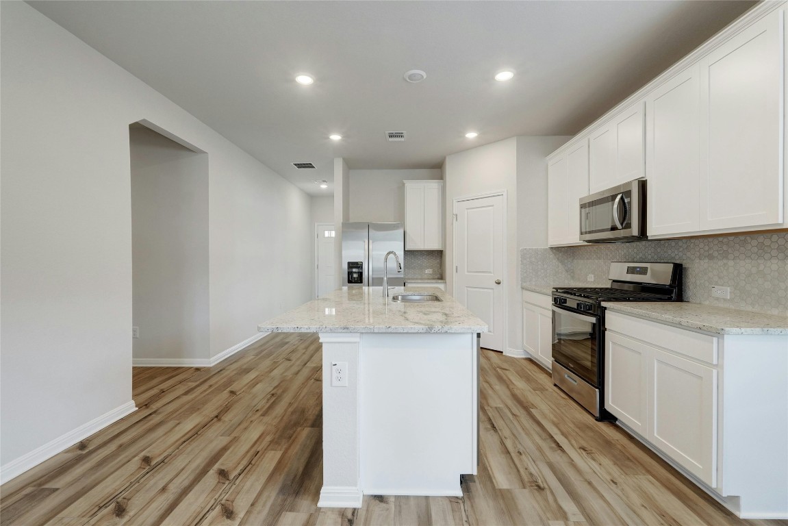 143 Short Toed Swoop Cedar Creek, TX 78612 - Photo 10 of 31