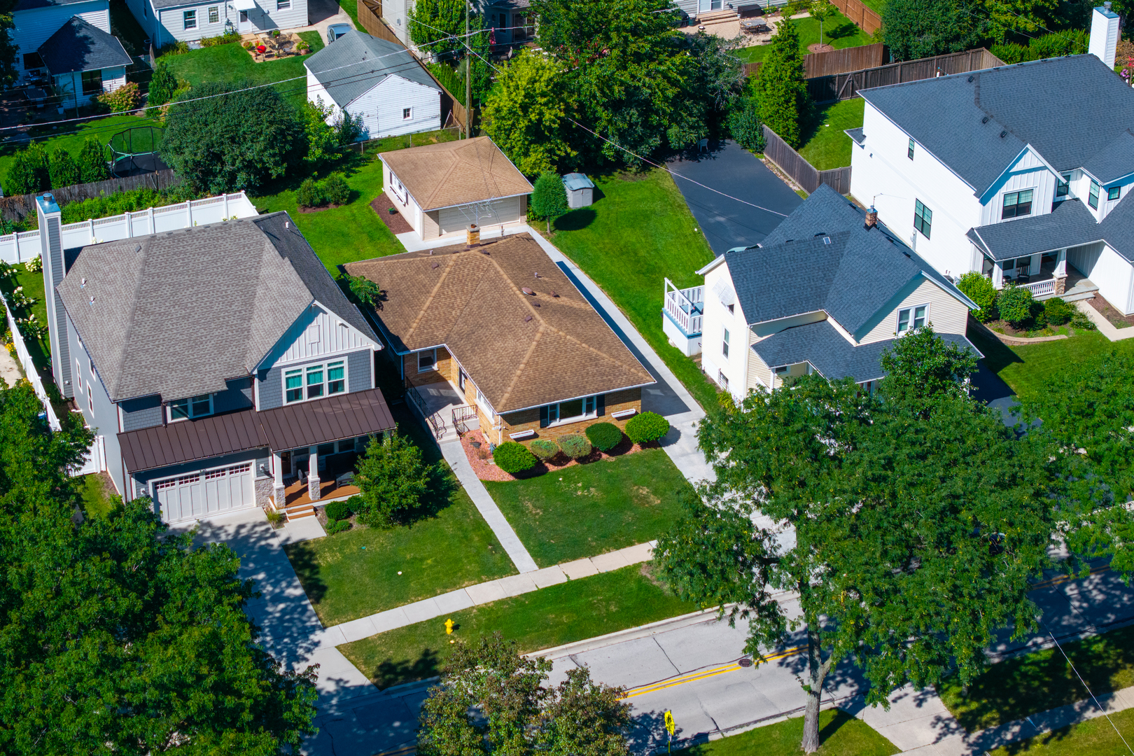 536 Prairie Avenue Downers Grove, IL 60515 - Photo 26 of 33 an aerial view of house with yard