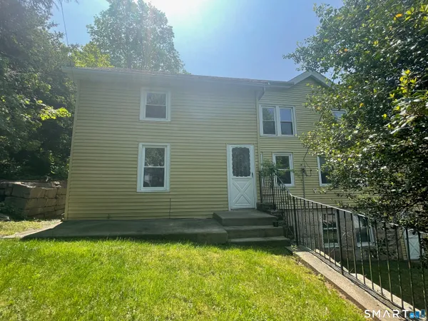 $1,675 | 42 Fisher Hill Road, Unit 5, Glastonbury, CT 06033
