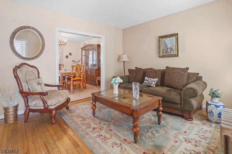 47 Elycroft Parkway Rutherford, NJ 07070 - Photo 15 of 20