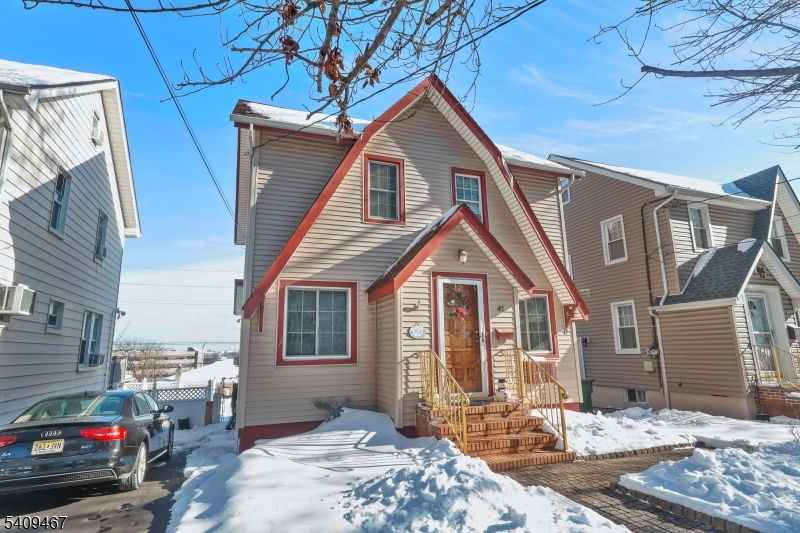 47 Elycroft Parkway Rutherford, NJ 07070 - Photo 6 of 20