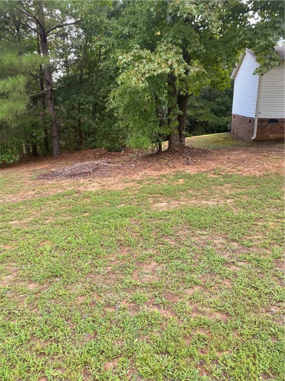 136 State Rd S-4-151 Anderson, SC 29625 - Photo 4 of 16 Yard