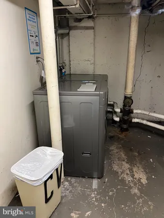 $115,000 | 100 East Glenolden Avenue, Unit E12, Glenolden, PA 19036