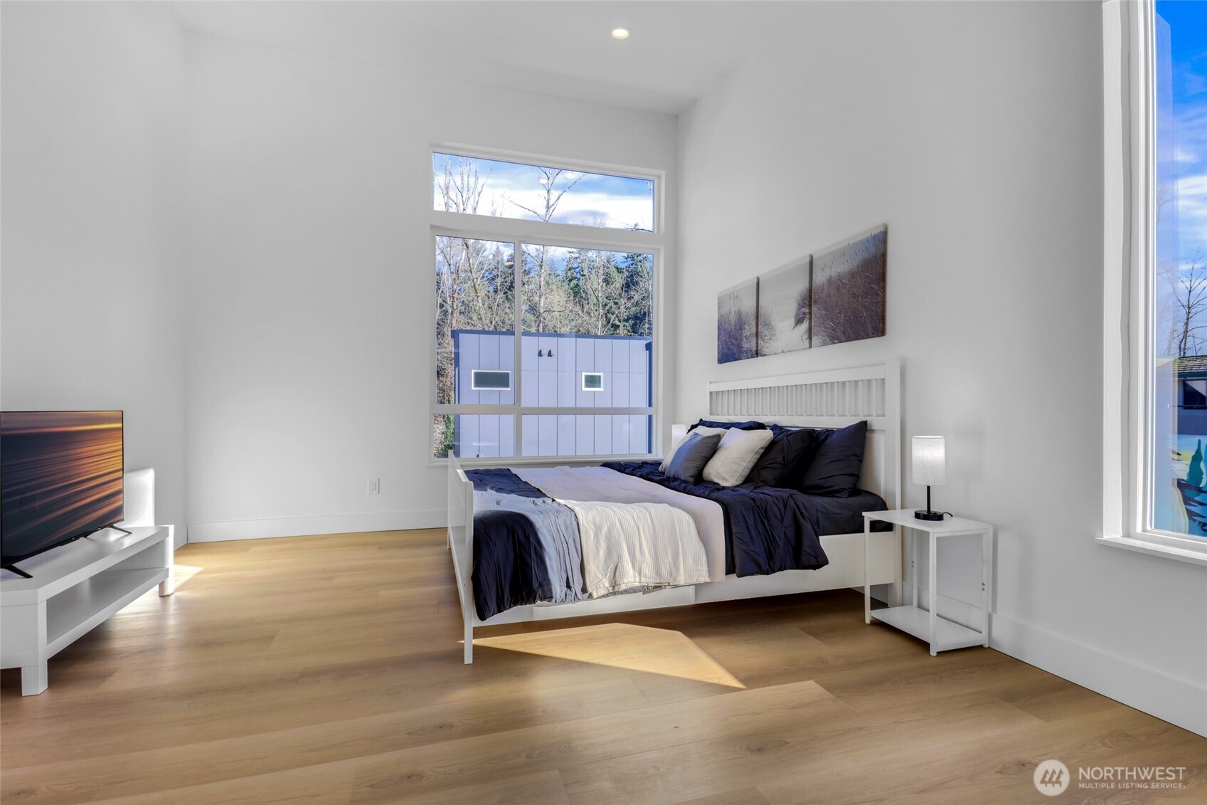 10630 East Riverside Drive Bothell, WA 98011 - Photo 5 of 17