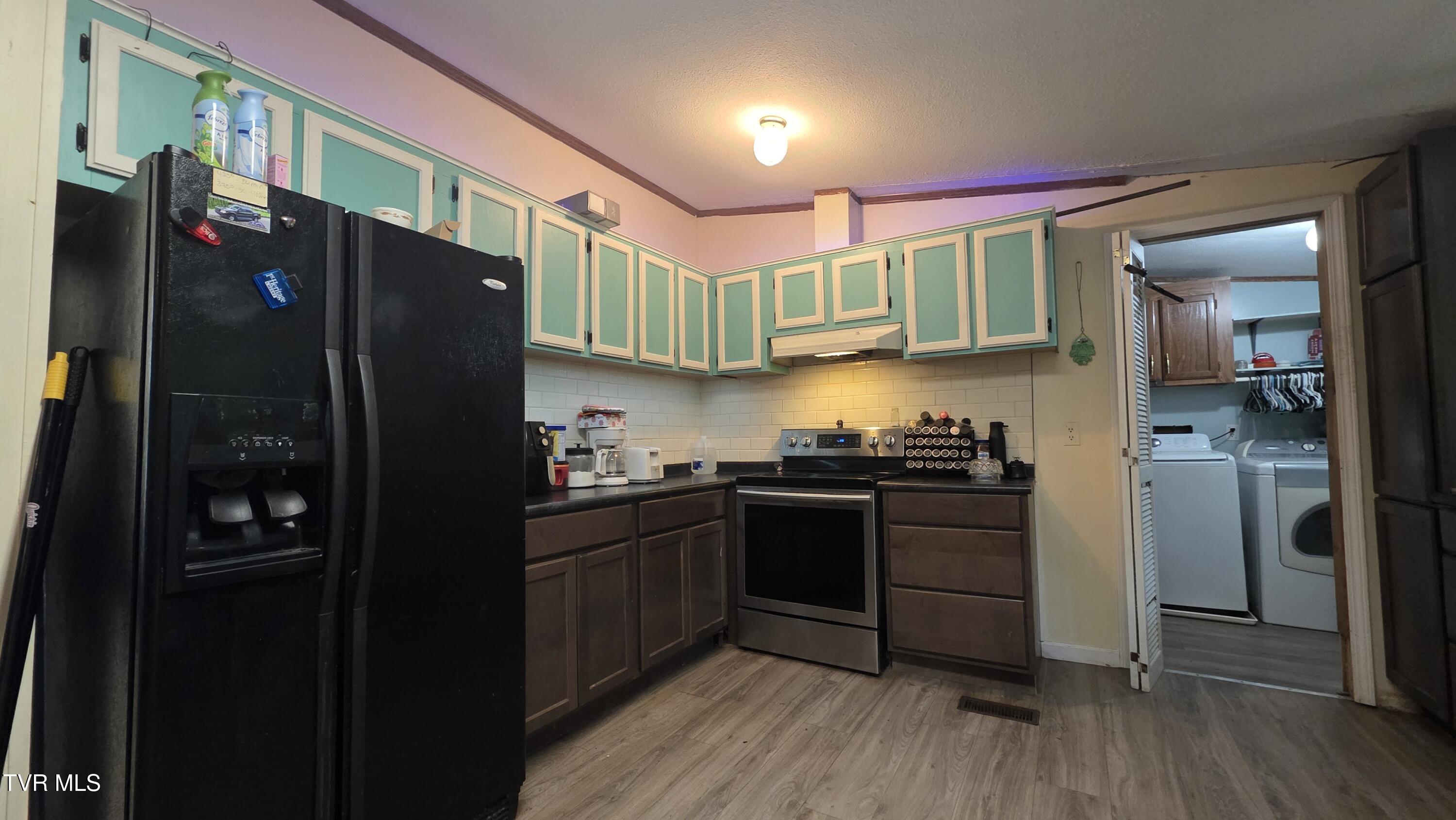 110 Hughes Road Johnson City, TN 37601 - Photo 6 of 19 20260614_145007