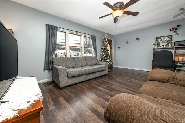 $179,000 | 368 Fairview Road, Fredonia, PA 16124