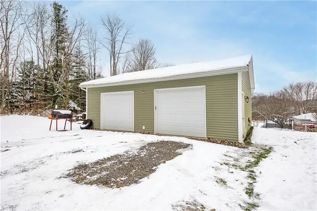 $179,000 | 368 Fairview Road, Fredonia, PA 16124