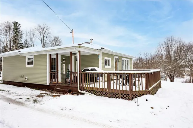 $179,000 | 368 Fairview Road, Fredonia, PA 16124