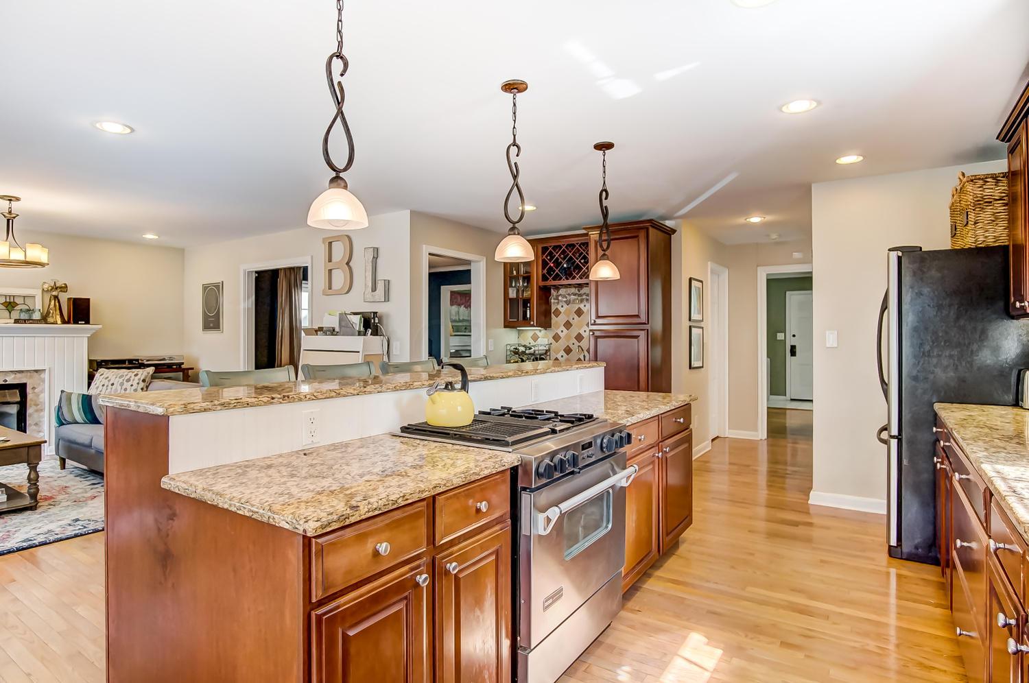 237 North Cassingham Road Columbus, OH 43209 - Photo 13 of 47 Gallery Image 13