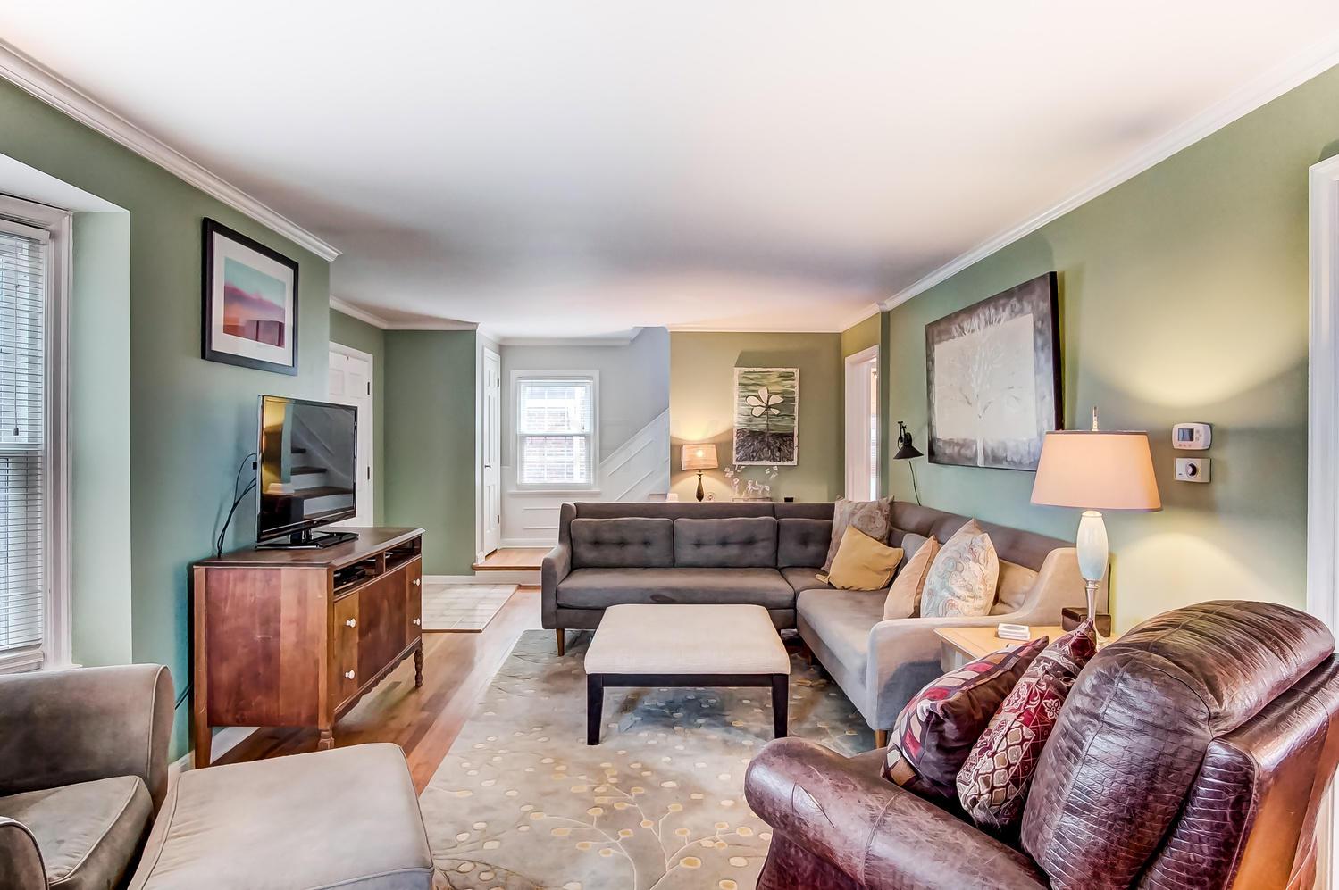 237 North Cassingham Road Columbus, OH 43209 - Photo 4 of 47 Gallery Image 4