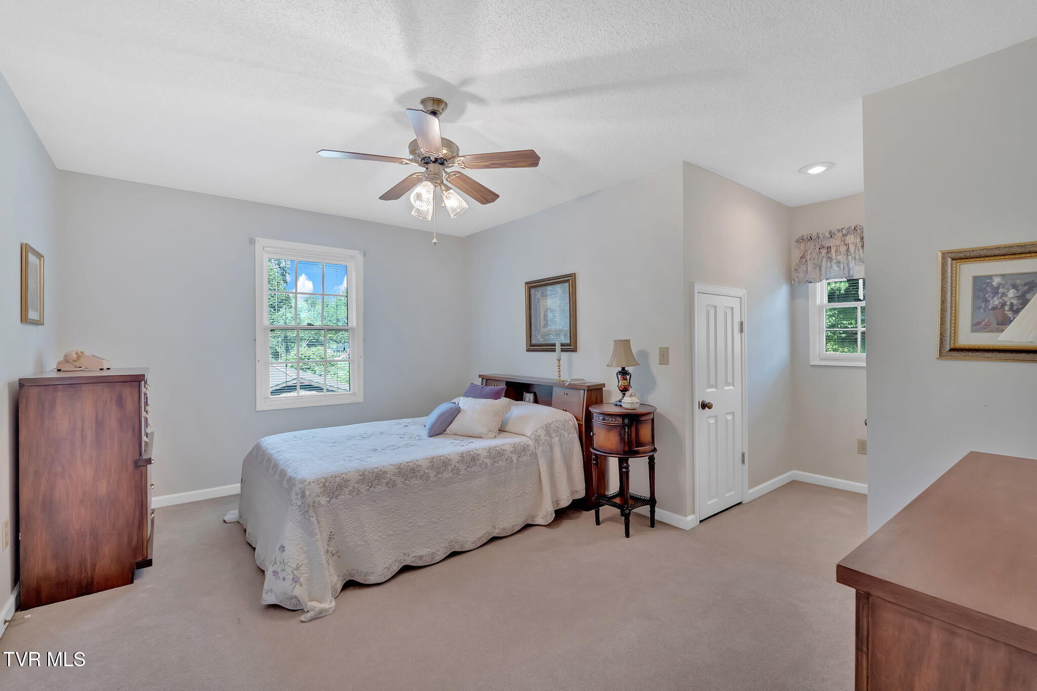 4820 Edens View Road Kingsport, TN 37664 - Photo 23 of 34 39-web-or-mls-JH 20250617-127