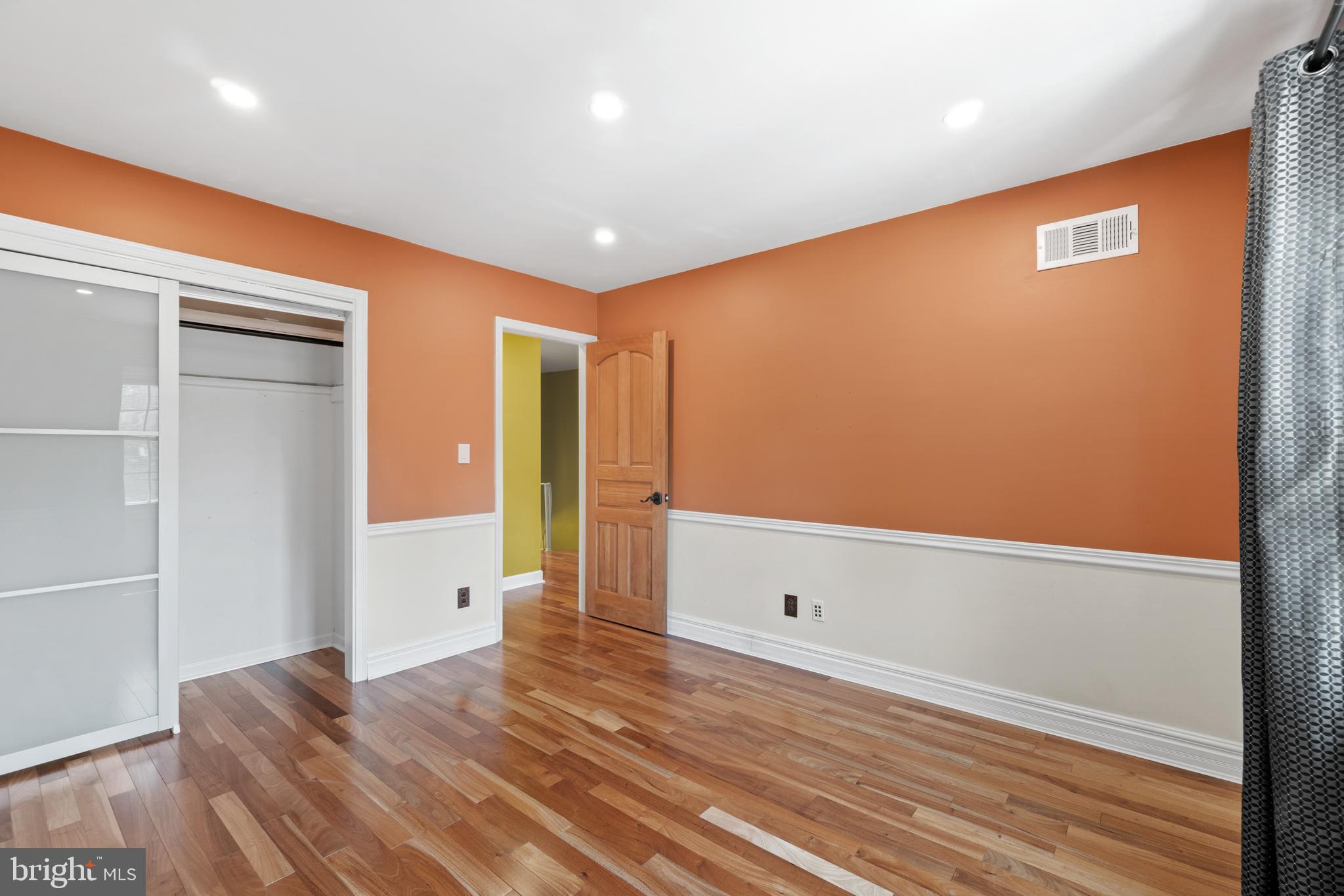 8353 Forrester Boulevard Springfield, VA 22152 - Photo 21 of 36 Gallery Image 21