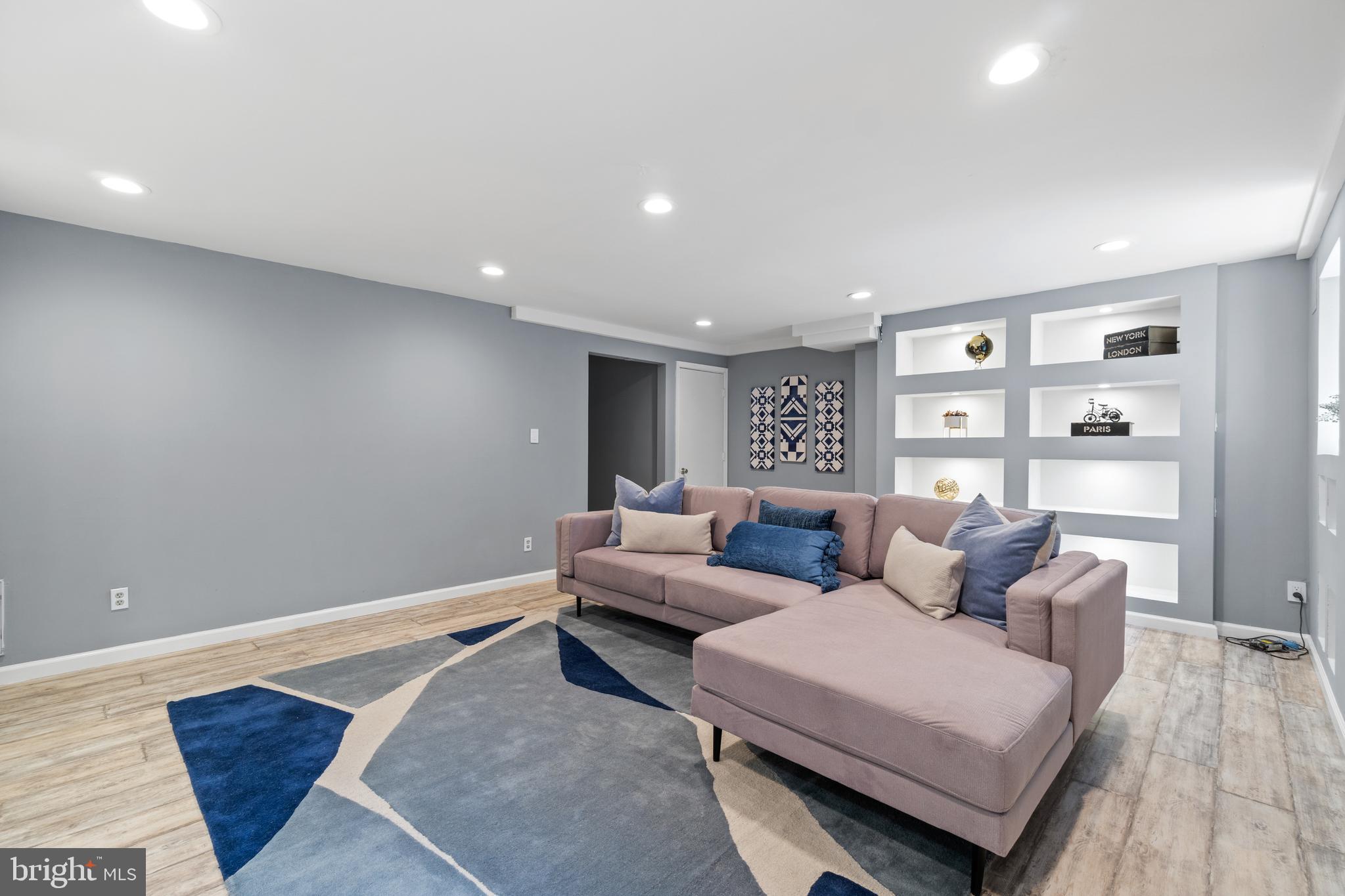 8353 Forrester Boulevard Springfield, VA 22152 - Photo 29 of 36 Gallery Image 29