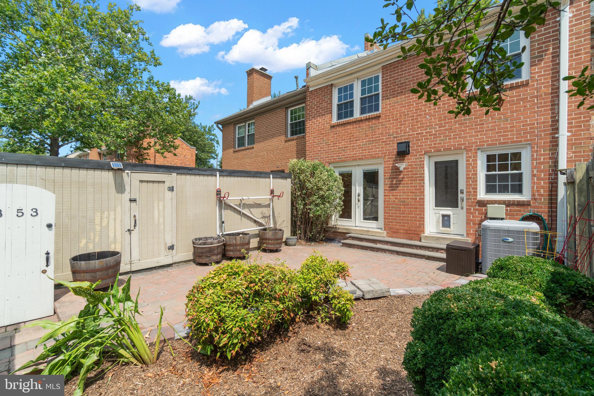 8353 Forrester Boulevard Springfield, VA 22152 - Photo 33 of 36 Gallery Image 33