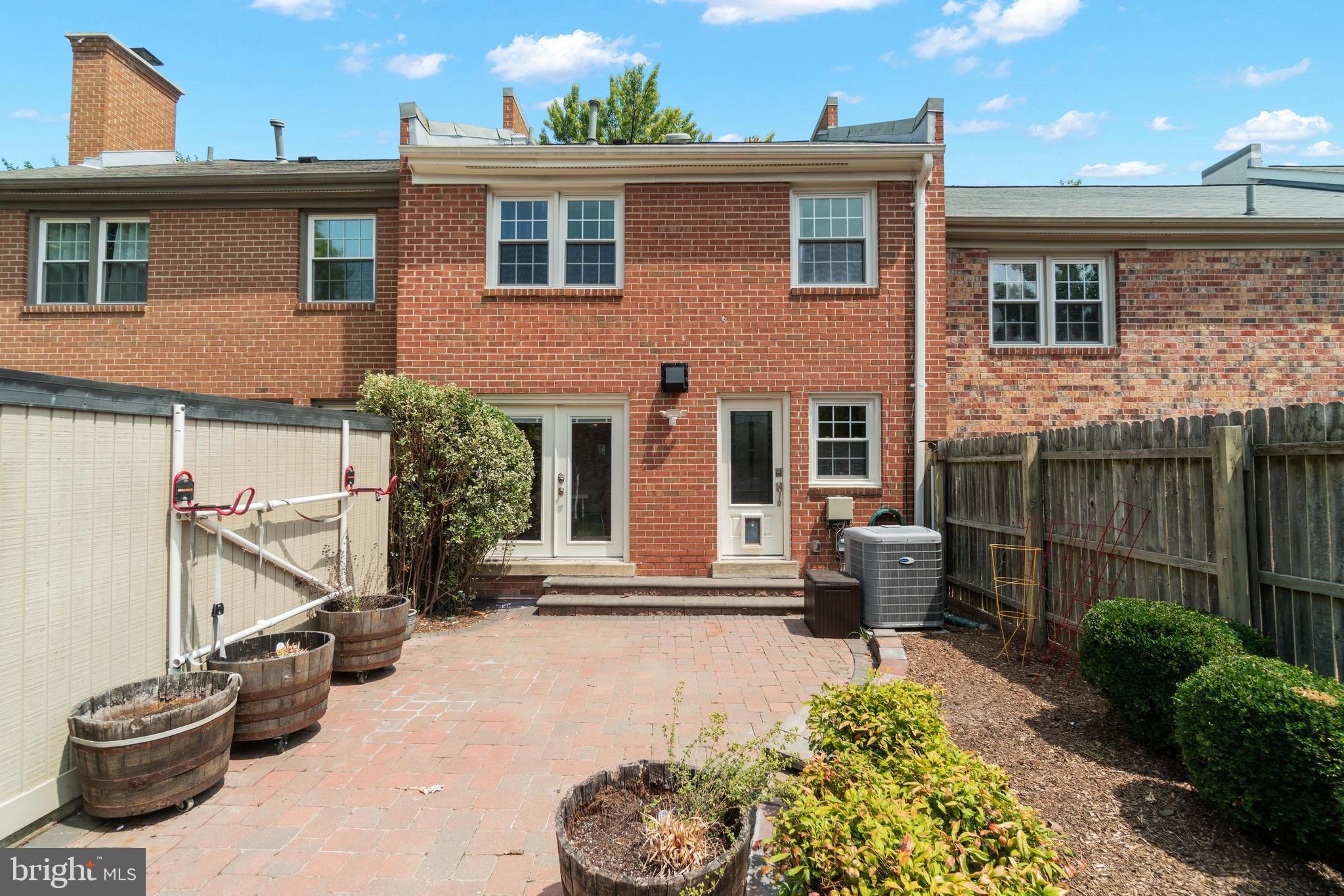 8353 Forrester Boulevard Springfield, VA 22152 - Photo 35 of 36 Gallery Image 35