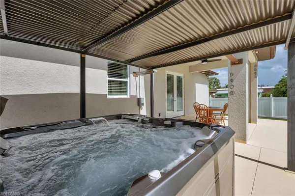 a view of a storage & utility room