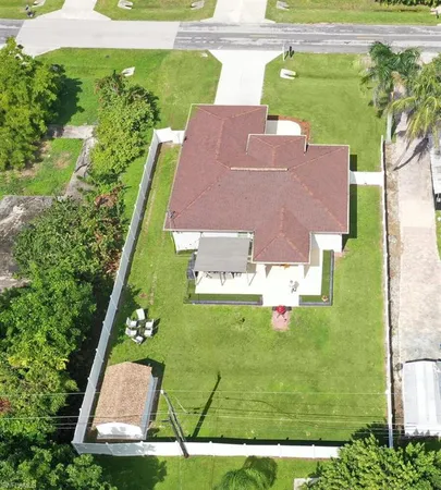 $1,169,000 | 3196 Connecticut Avenue, Naples, FL 34112