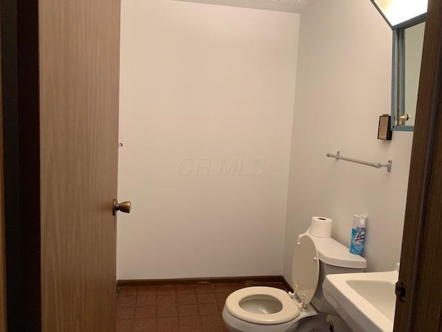 16504 Cox Road Logan, OH 43138 - Photo 18 of 29 Gallery Image 18