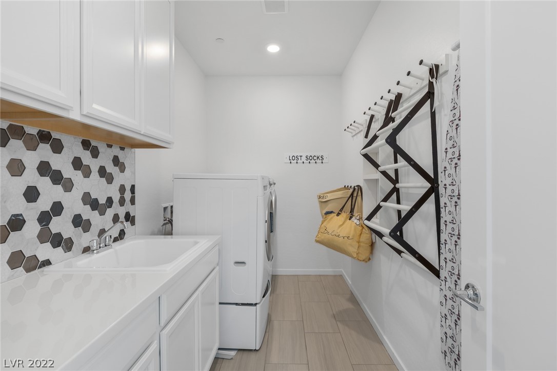 2153 Sunset Valley Street Henderson, NV 89052 - Photo 39 of 62